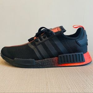 Adidas NMD R1 Star Wars Darth Vader